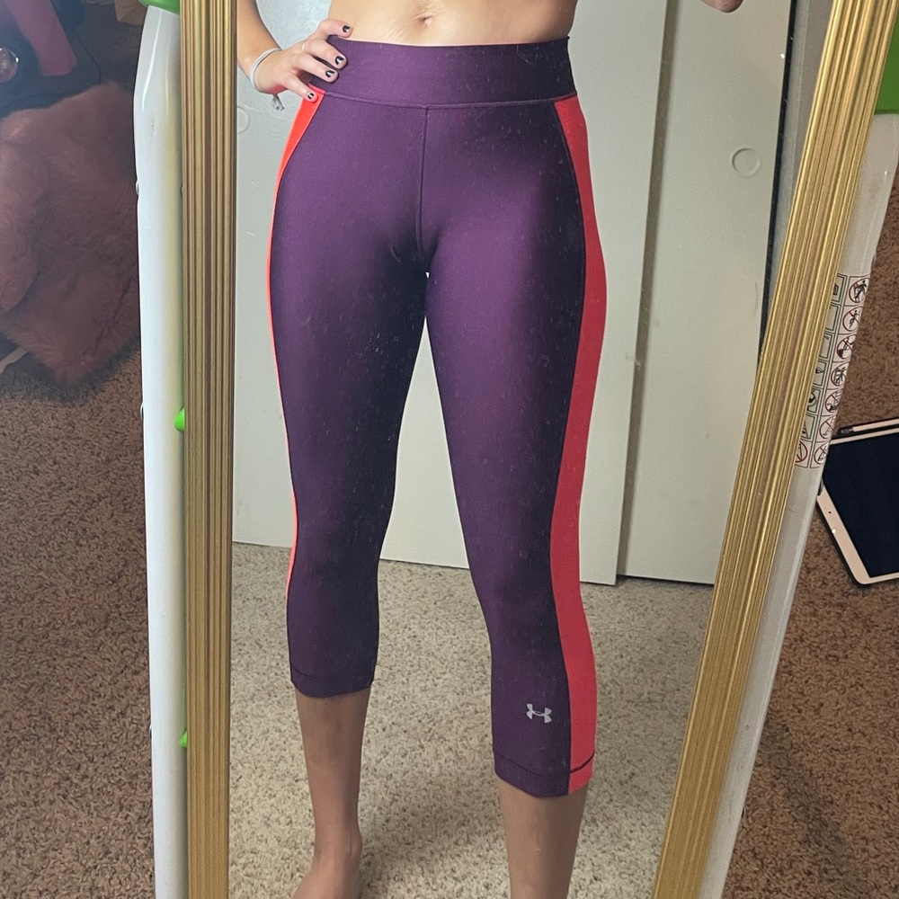 Small Under Amour Compression Capris